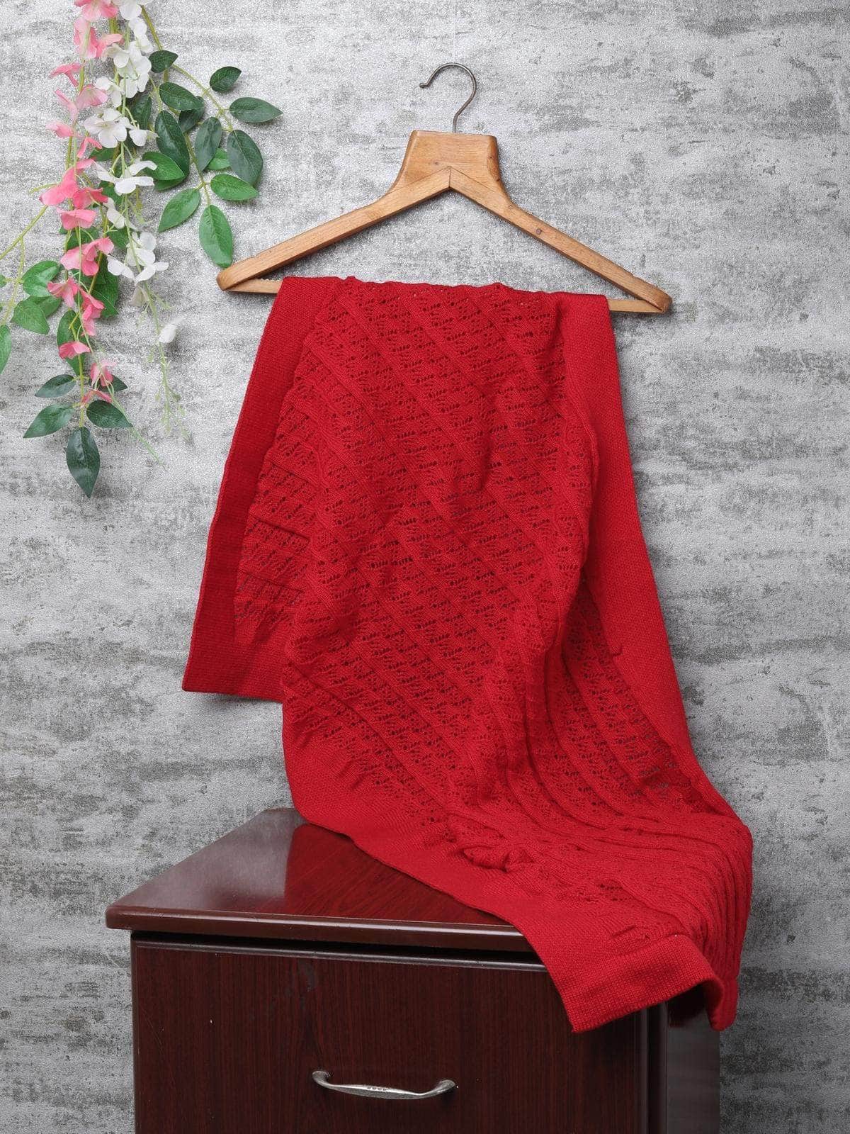 Little Angels Little Angels Baby Blanket Woollen Perfect Nursery Essential with Lace Design Red Blanket Blanket & Swaddle Fierce Warmth, Softly Delivered Blanket 0-2Y / Red / Baby Wool