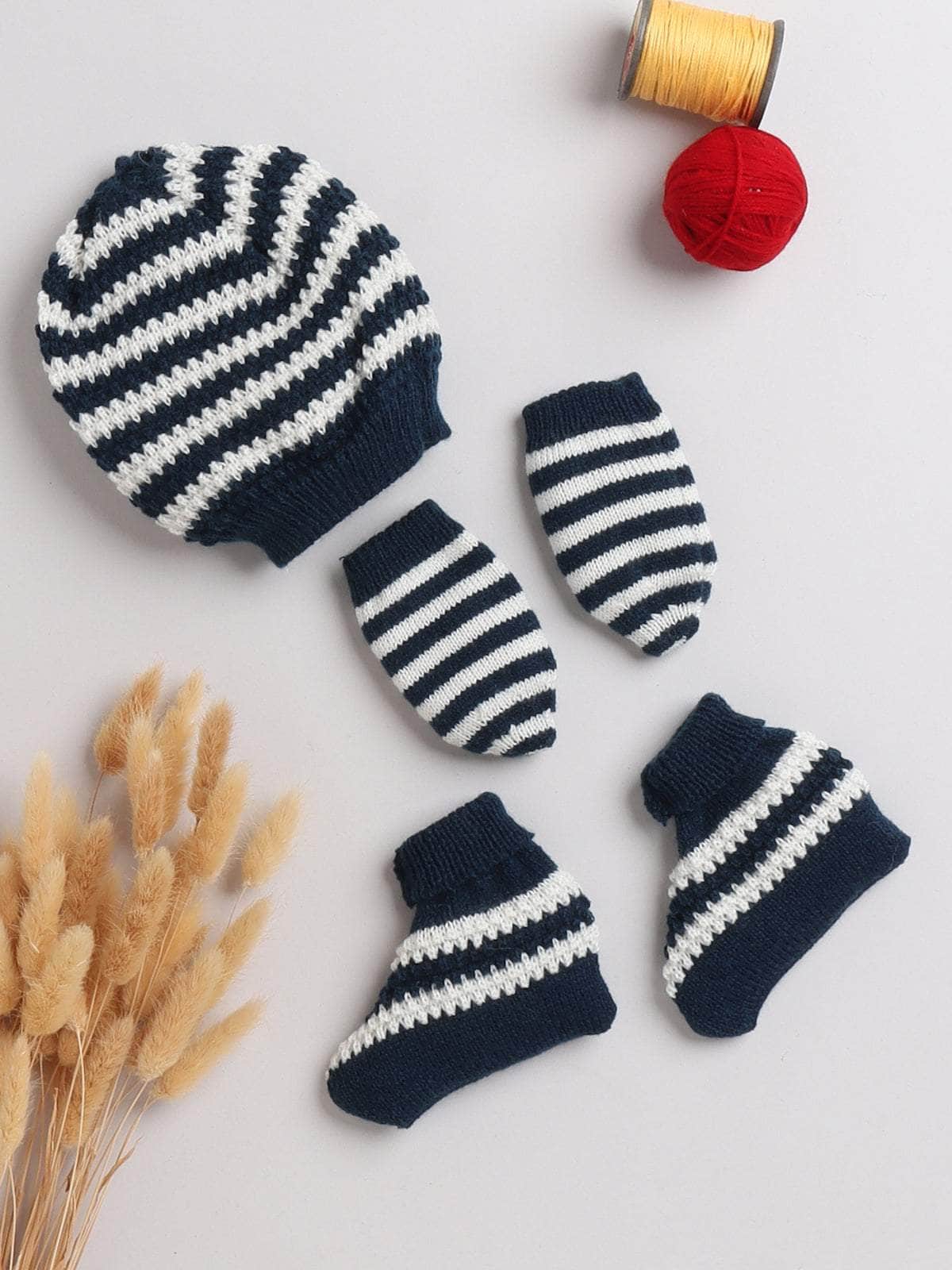 Little Angels Bundle of Warmth Baby Set Bundle of Warmth Baby Set