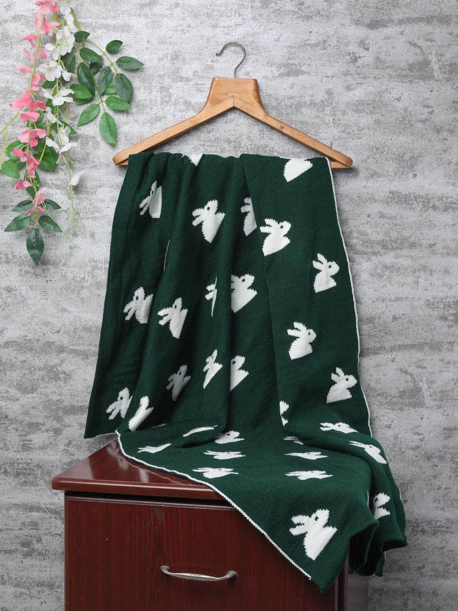 Little Angels Little Angels Reversible Blanket Woollen Perfect Nursery Essential with Rabbit Design Green & White Blanket Blanket & Swaddle 2 in 1 Green & White Reversible Rabbit Design Blanket 0-2Y / Green & White / Baby Wool
