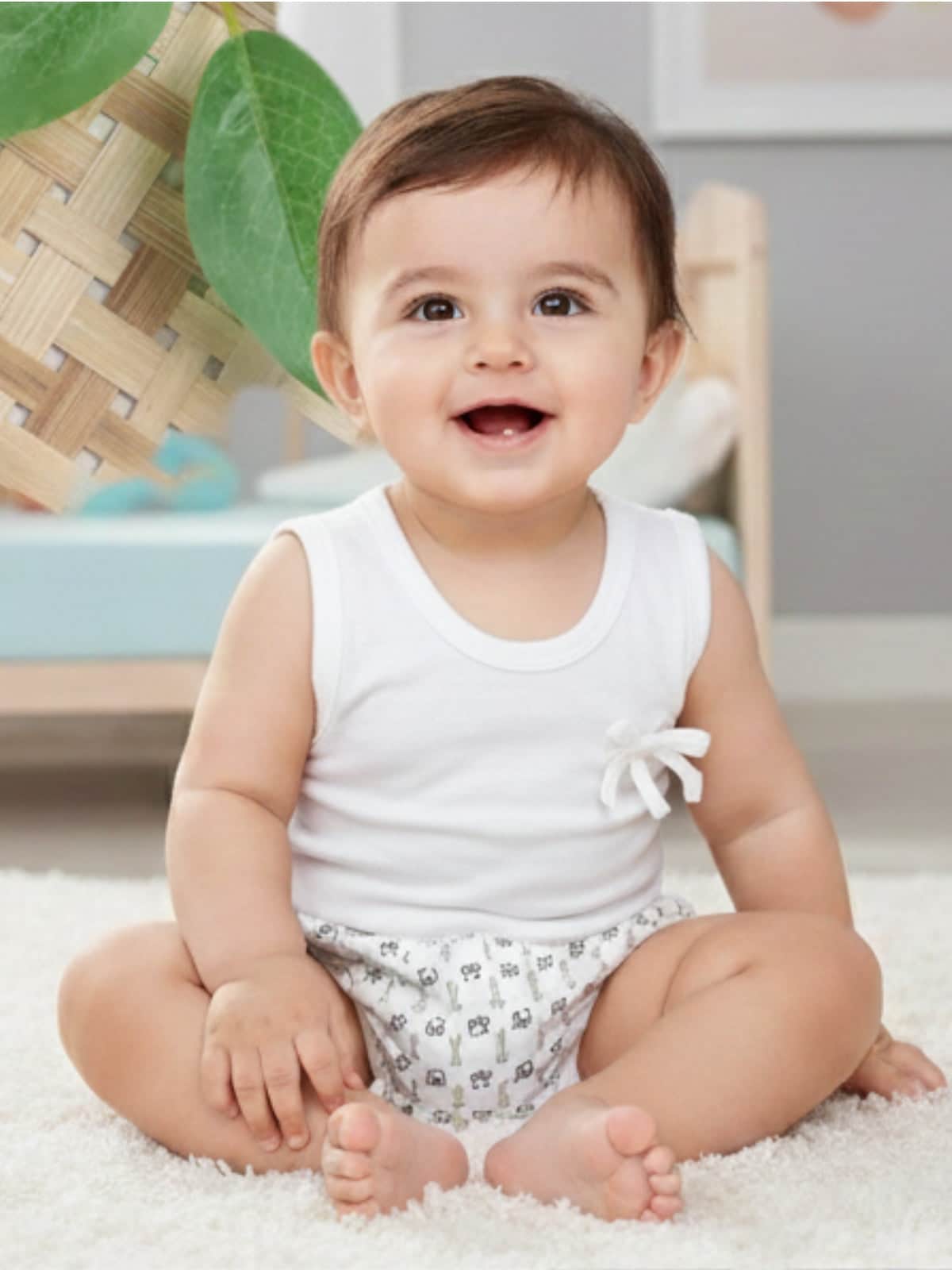 Little Angels Little Angels Reusable Padded Underwear, Potty Training Under Pants, Soft Cotton for Baby Girls and Boys Cap & Nappy Oops-Proof Padded Underpants