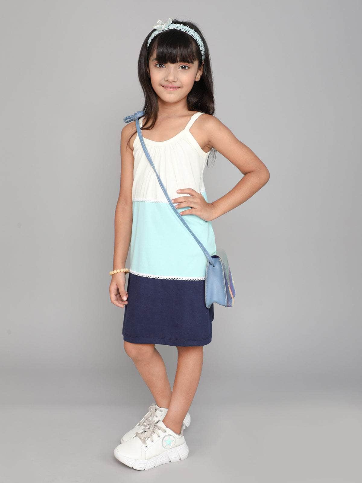 Little Angels Little Angels 1 Pc Dress & Frocks Cotton Spaghetti Neck Sleeveless Color-Block Shift Dress For Baby Girls Dress & Frocks Twirly Whirly Strappy Dress 4-5Y / White / Cotton