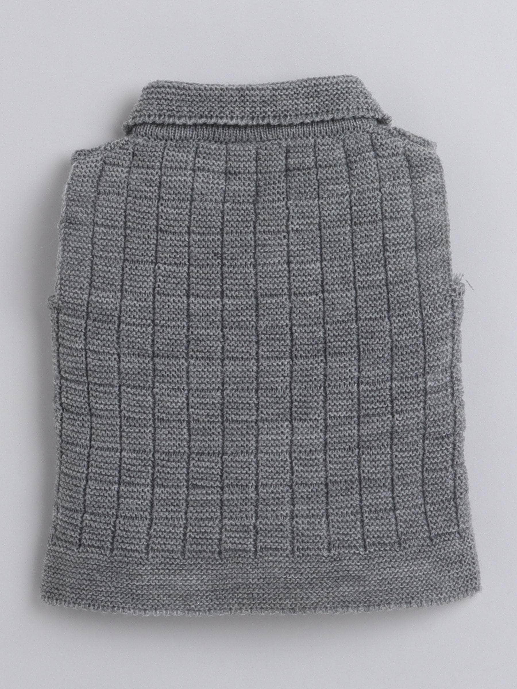 Little Angels Little Angels Baby Wool Collared Neck Checkered Sleeveless Cardigan For Baby Boys and Girls Sleeveless/vests Warm Whiskers Button-Up Vest