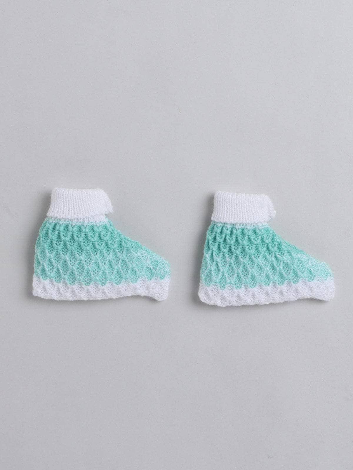 Little Angels Little Angels Sweater Set Baby Wool Full Sleeves V-Neck Textured White & Green 3-Piece Set Sweater Sets Mint Gradient Baby Knitwear Set
